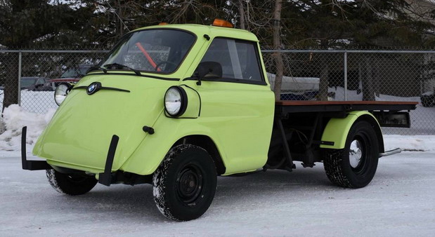 1957 Isetta pick-up