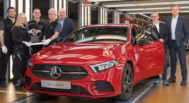 Mercedes fabrika
