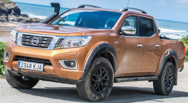 Nissan Navara Off-Roader AT32 Nissan Navara Off-Roader AT32