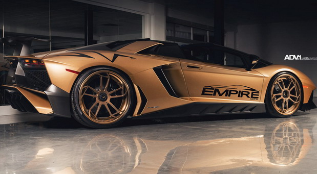 Lamborghini Aventador LP750-4 SV Roadster Lamborghini Aventador LP750-4 SV Roadster