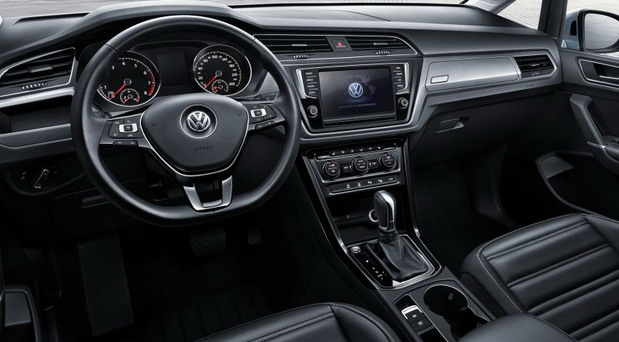 Volkswagen Cross Touran L Volkswagen Cross Touran L