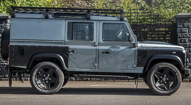 Land Rover Defender 2.2 TDCI 110 Utility Wagon Chelsea Wide Track Land Rover Defender 2.2 TDCI 110 Utility Wagon Chelsea Wide Track