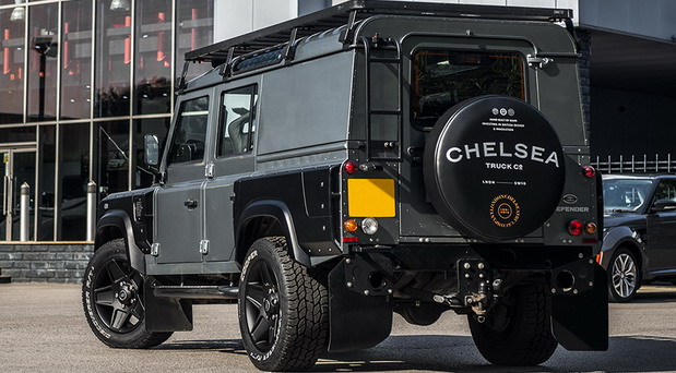 Land Rover Defender 2.2 TDCI 110 Utility Wagon Chelsea Wide Track Land Rover Defender 2.2 TDCI 110 Utility Wagon Chelsea Wide Track