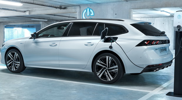 Peugeot 508 SW Hybrid Peugeot 508 SW Hybrid