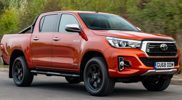 Toyota Hilux Invincible X