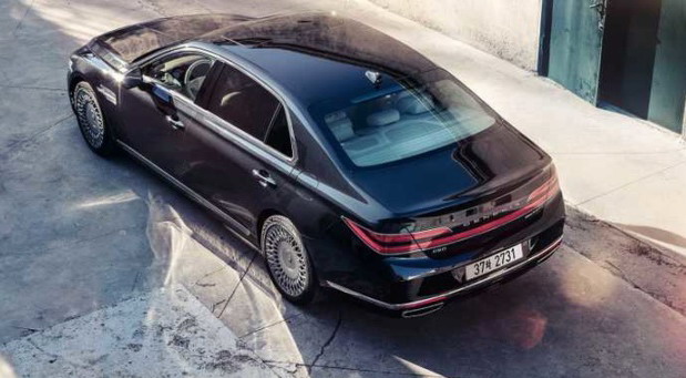 Genesis G90 Genesis G90