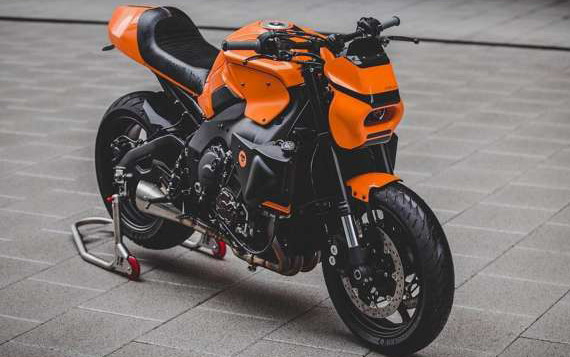 McLaren Orange Yamaha MT-10 McLaren Orange Yamaha MT-10