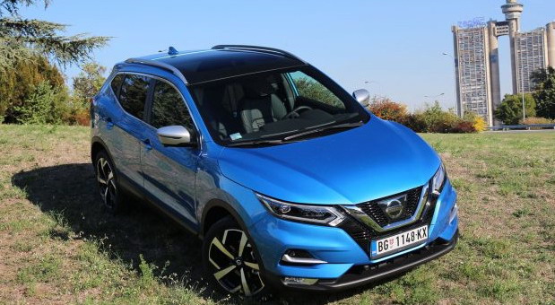 Nissan Qashqai 1,6 dCi 4WD Tekna Premium Nissan Qashqai 1,6 dCi 4WD Tekna Premium