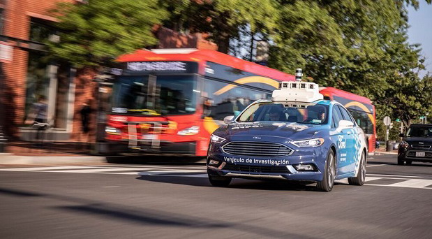 Autonomni Ford