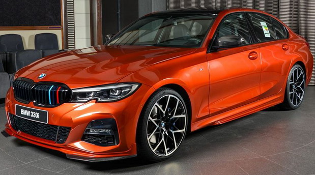 BMW 330i