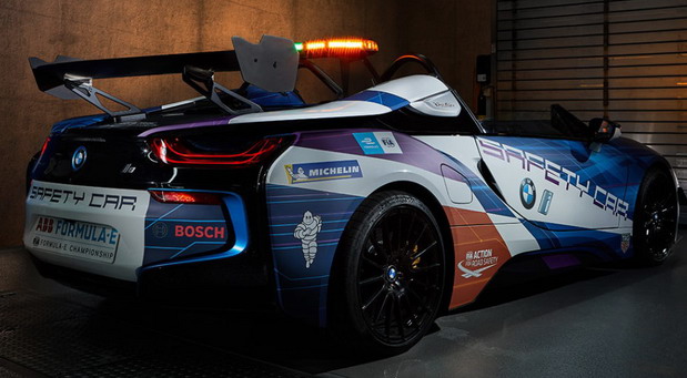 BMW i8 Roadster Safety Car BMW i8 Roadster Safety Car