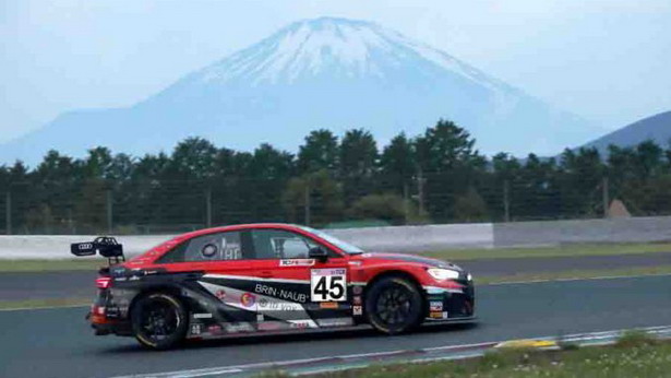 Audi slavio na 24 sata Fudžija Audi slavio na 24 sata Fudžija