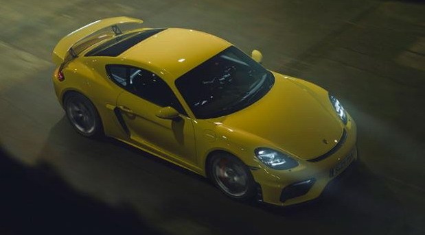 Porsche 718 Cayman GT4