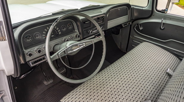 Chevrolet Apache Chevrolet Apache