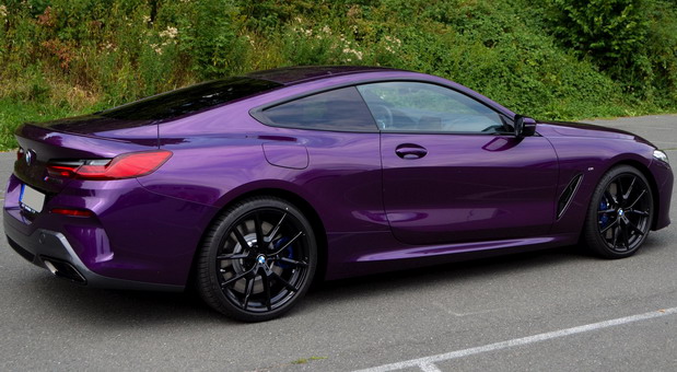 BMW M850i xDrive Twilight Purple 