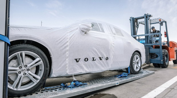 Volvo transport