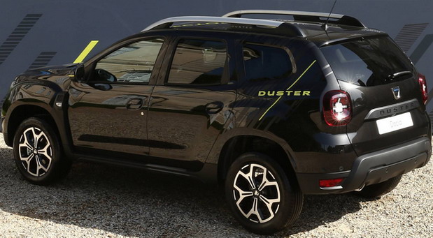Dacia Duster Black Collector
