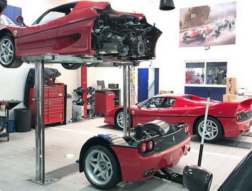 Zamena kvačila na Ferrariju F50