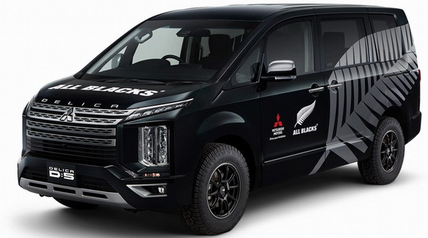 Delica D:5 All Blacks Delica D:5 All Blacks