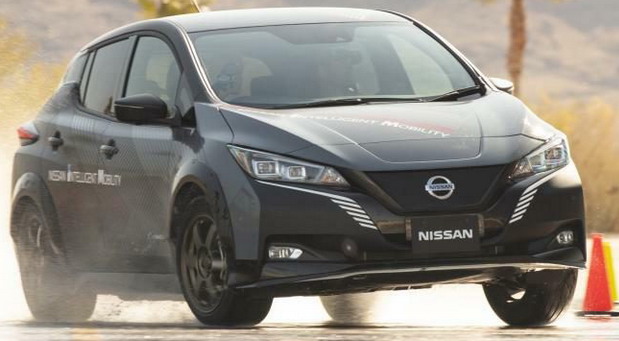 Nissan e-4ORCE Nissan e-4ORCE
