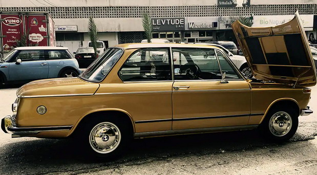 BMW 2002 Automatic BMW 2002 Automatic