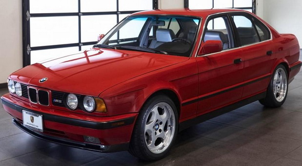 BMW E34 M5