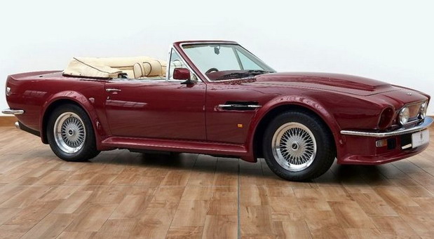Aston Martin AMV8 Volante Aston Martin AMV8 Volante