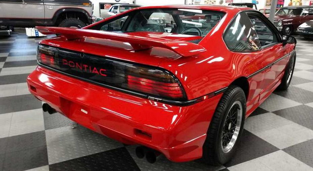Pontiac Fiero Pontiac Fiero