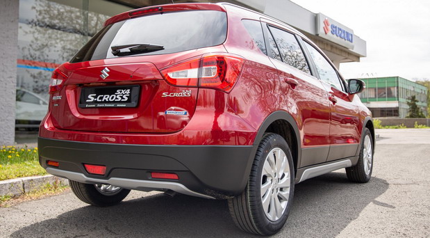 Suzuki S-Cross