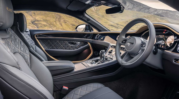 Bentley Continental GT Mulliner Blackline Pack