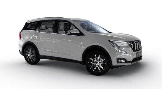 Mahindra XUV 700 Mahindra XUV 700