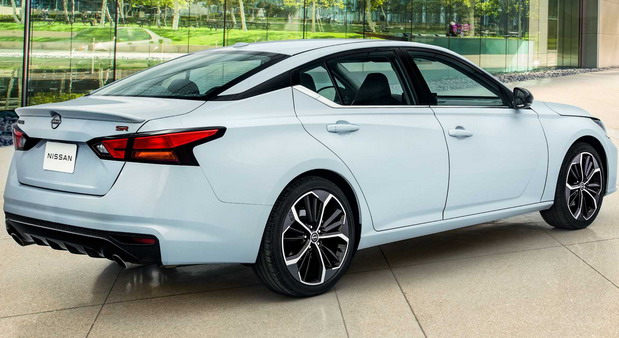 Nissan Altima