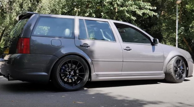 Volkswagen Golf sa 1080KS Volkswagen Golf sa 1080KS