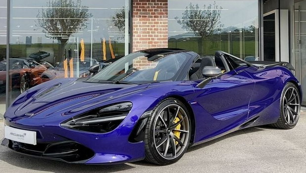 McLaren 720S Spider