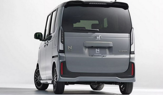 Honda N-Box Custom
