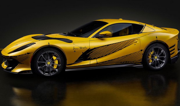 Ferrari 812 Competizione Tailor Made