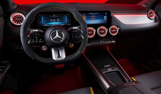 Mercedes-AMG GLA45 S Mercedes-AMG GLA45 S