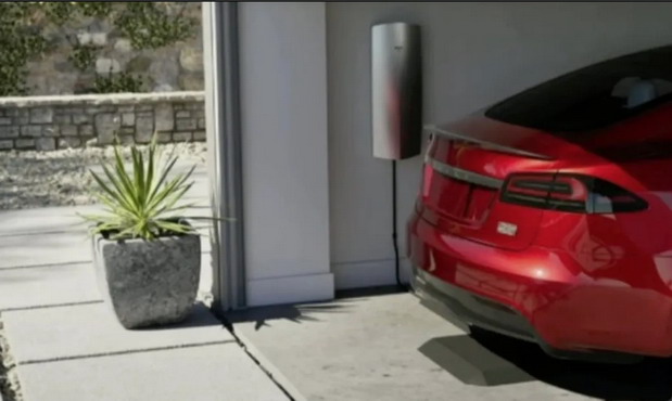 Tesla razvija tehnologiju kućnog bežičnog punjenja Tesla razvija tehnologiju kućnog bežičnog punjenja