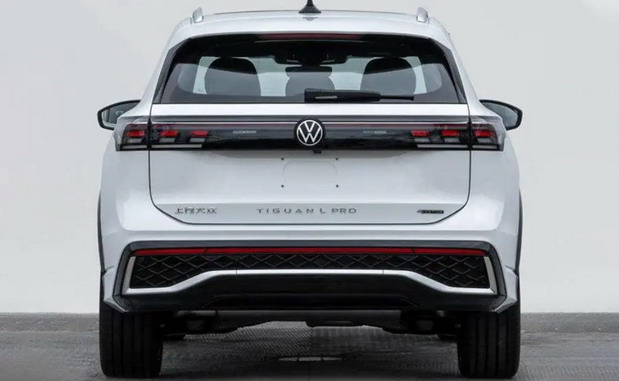 VW Tiguan L Pro VW Tiguan L Pro