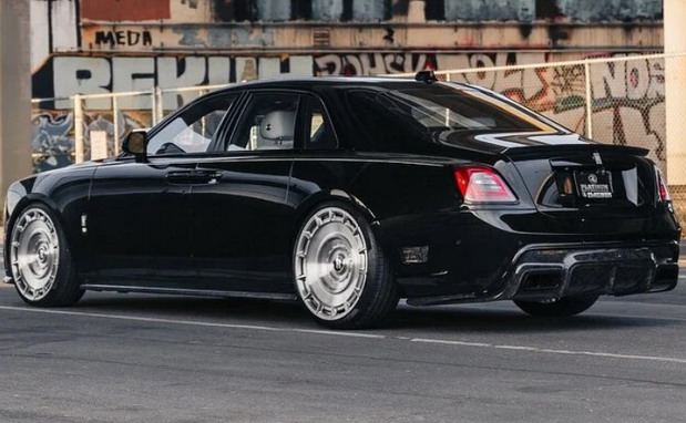 Urban Automotive Rolls-Royce Ghost