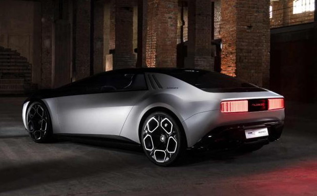Italdesign Asso di Picche in Movimento