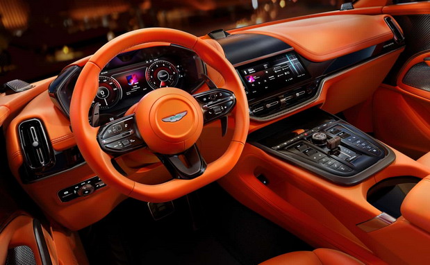 Aston Martin DBX707 Aston Martin DBX707