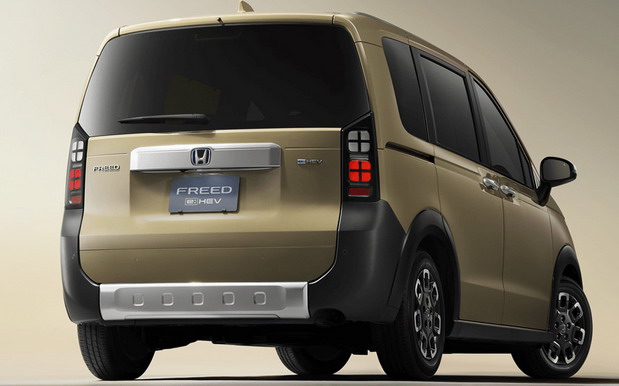 Honda Freed Crosstar Honda Freed Crosstar
