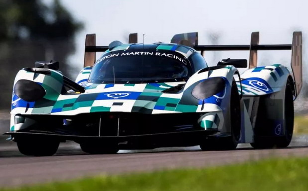 Aston Martin Valkyrie AMR-LMH Aston Martin Valkyrie AMR-LMH