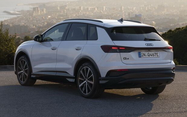 Audi Q4 40 e-tron Audi Q4 40 e-tron