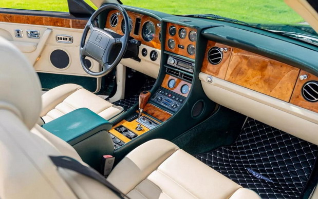 Bentley Azure Bentley Azure