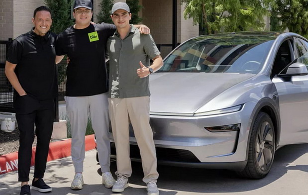 Tesla Model Y isporuka