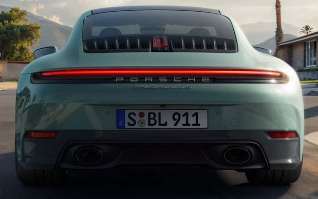 Porsche 911 4S