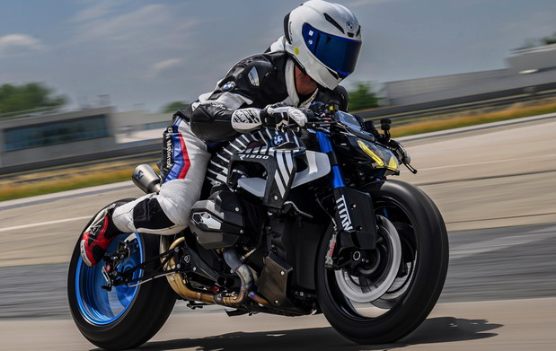 BMW Motorrad R 1300 R Titan BMW Motorrad R 1300 R Titan