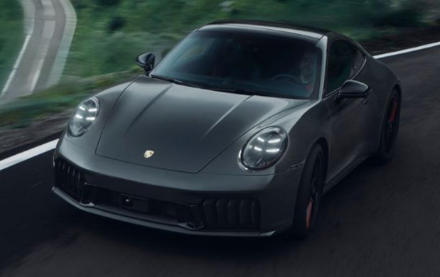 Porsche Sonderwunsch “Tribute to Transfăgărășan” 911 Carrera 4 GTS